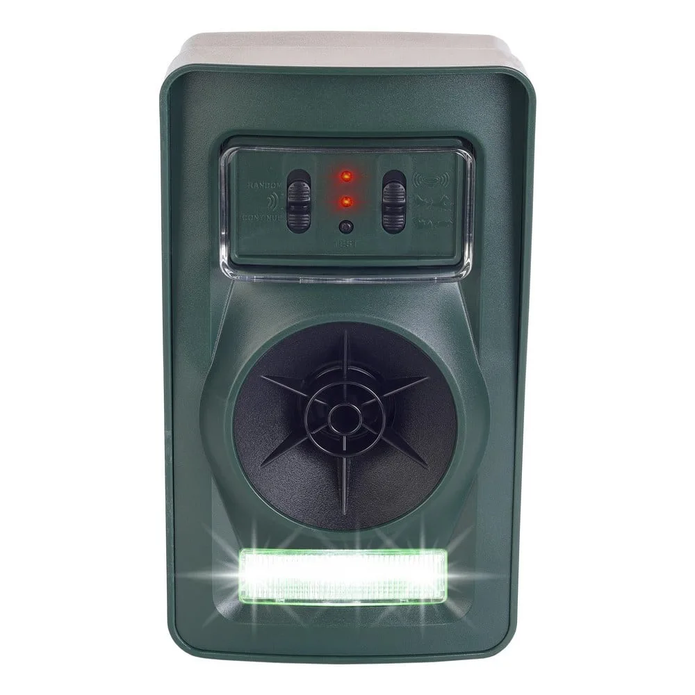 Ultrasonic Animal Repeller 300m2