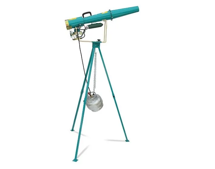 Tripod for Bird Repellent Canyon